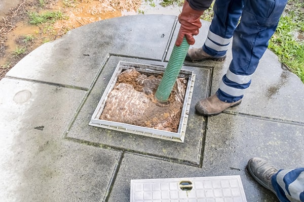 pooling water in the yard, slow draining sinks, and foul odors are all signs that your cesspool may need pumping